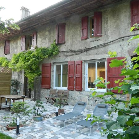 Gite De L'Ecole Barby Luaran gambar